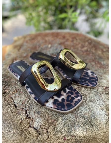 25098 SANDALIA ADORNO METAL