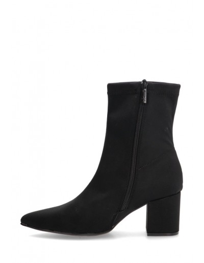 32017 BOTIN JULIETTE
