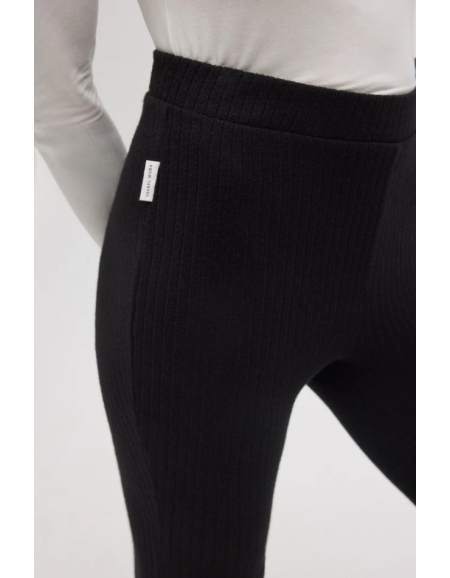 70680 PANTALÓN FLARE CANALÉ...