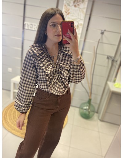 BLUSA CUADROS VOLANTES
