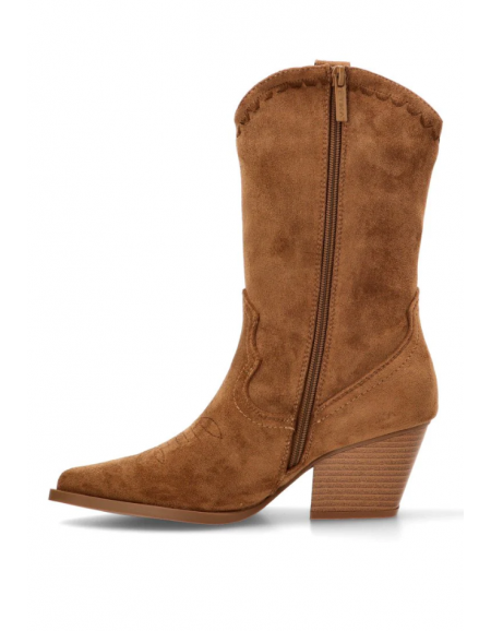 110543 BOTÍN CAMPERO