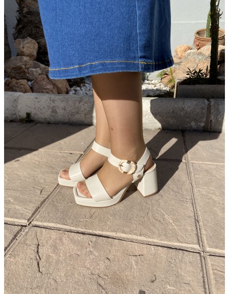 23027 SANDALIA HEBILLA...